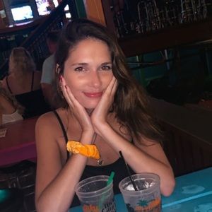 Meet your Posher, Madison